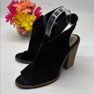 Vince Camuto Black Chunky Heel Slingback Size 8.5 BHE7827B